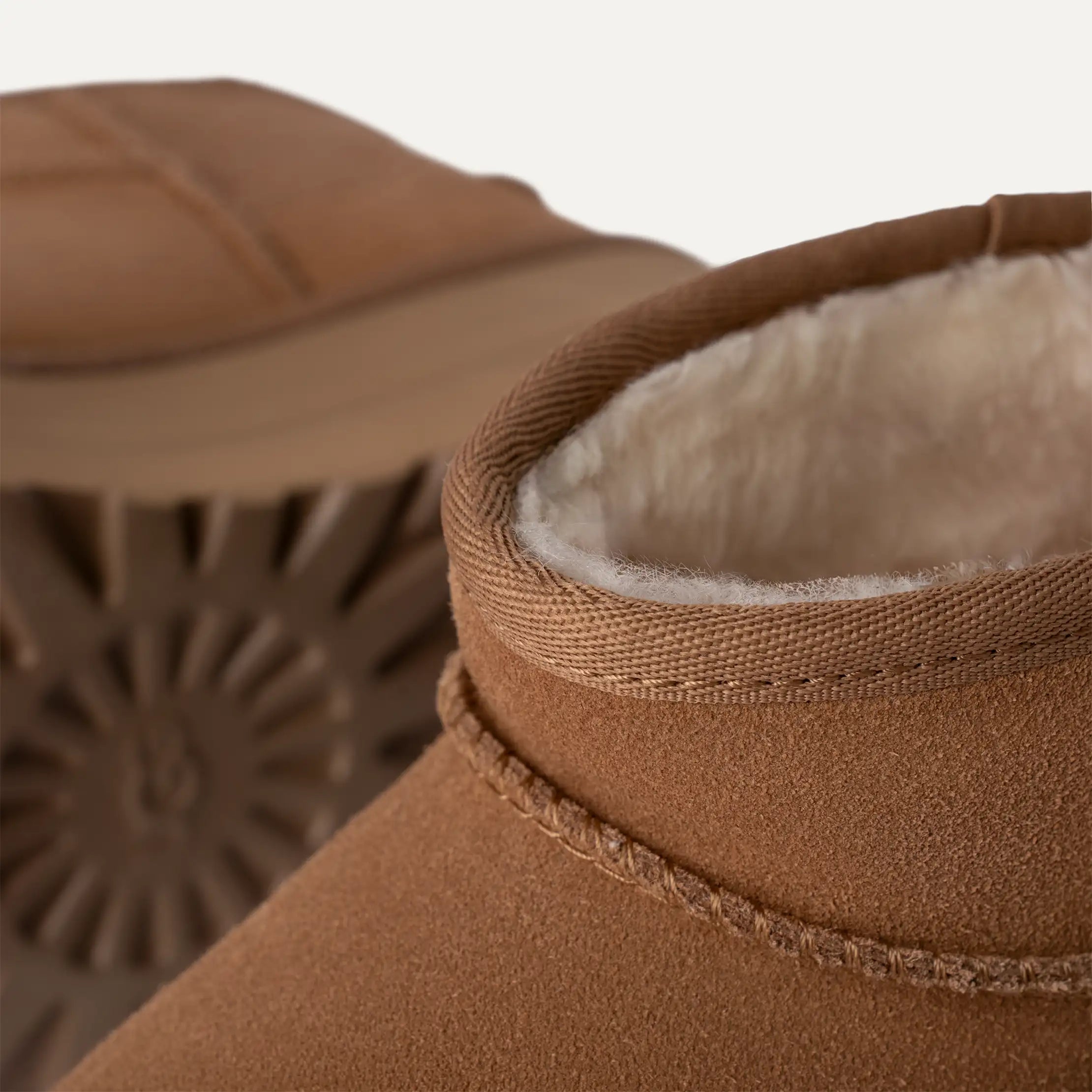 UGG Classic Ultra Mini Platform CHESTNUT COLOR