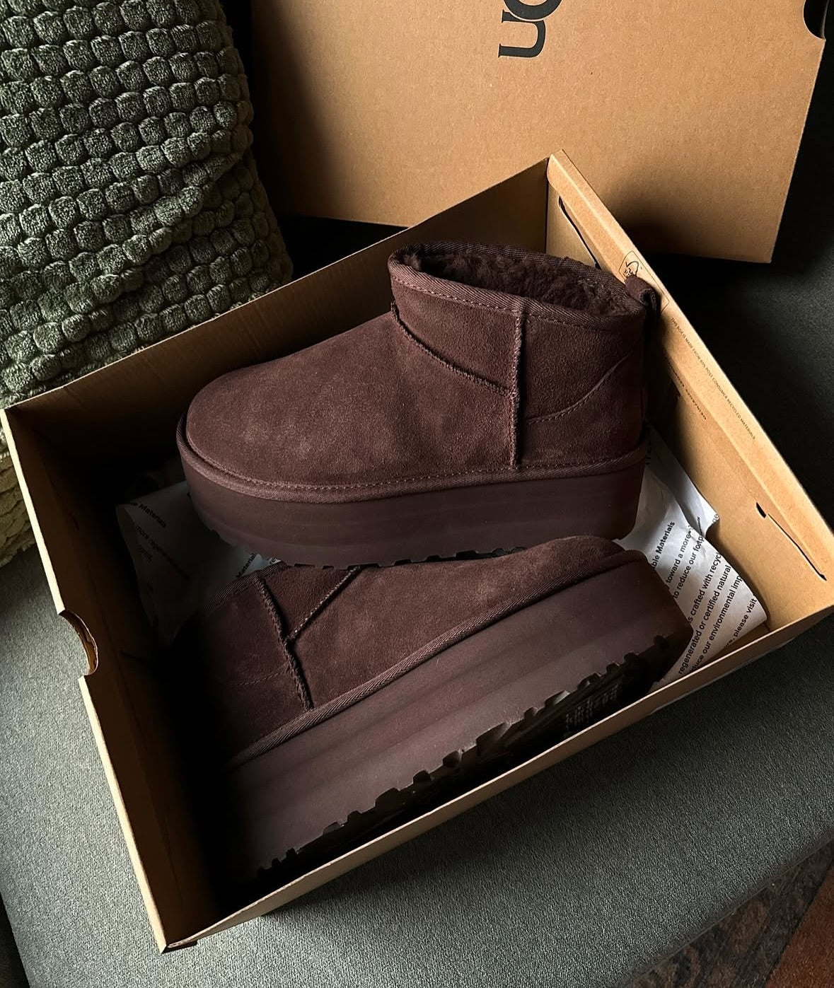 UGG Classic Ultra Mini Platform BURNT CEDAR Color