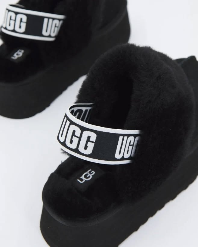 UGG FUNKETTE BLACK